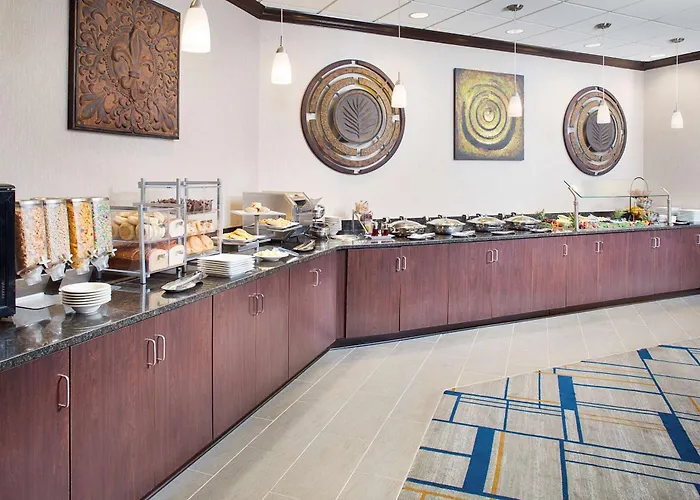 Doubletree By Hilton Baltimore - BWI AirportAirport Hotel